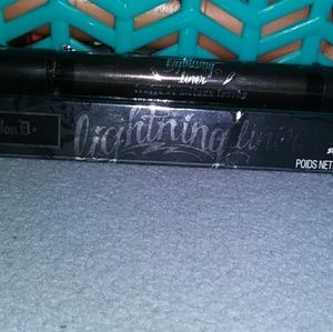 Kat Von D eyeliner