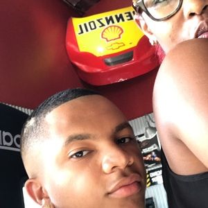 Meet your Posher, Samuel