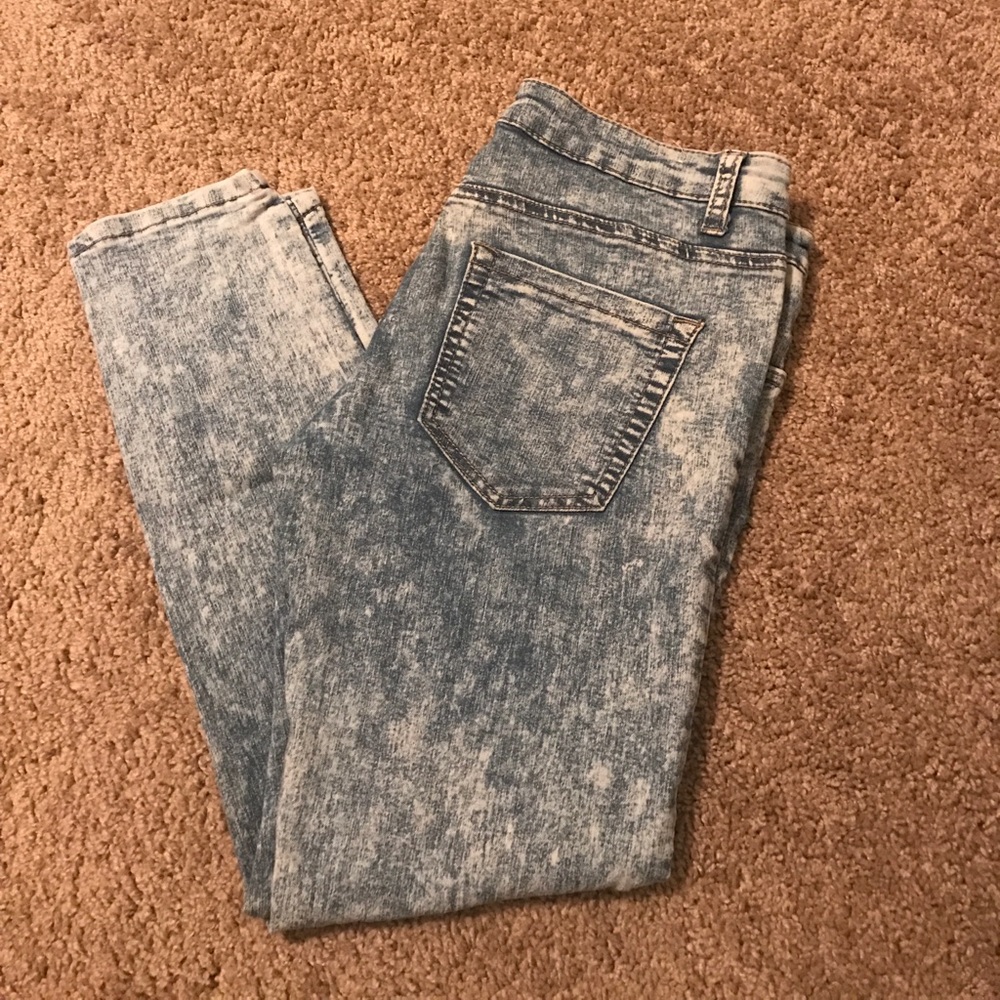 Forever 21 acid wash jeans.