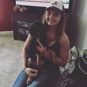 Meet your Posher, Ashley