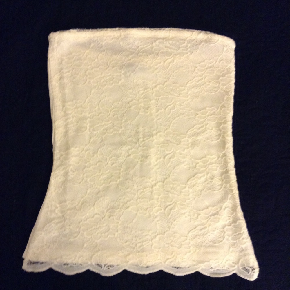 Creamy H&M strapless top