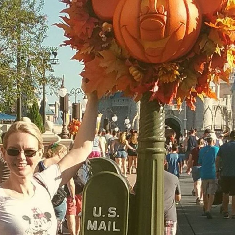 Meet your Posher, Darlene