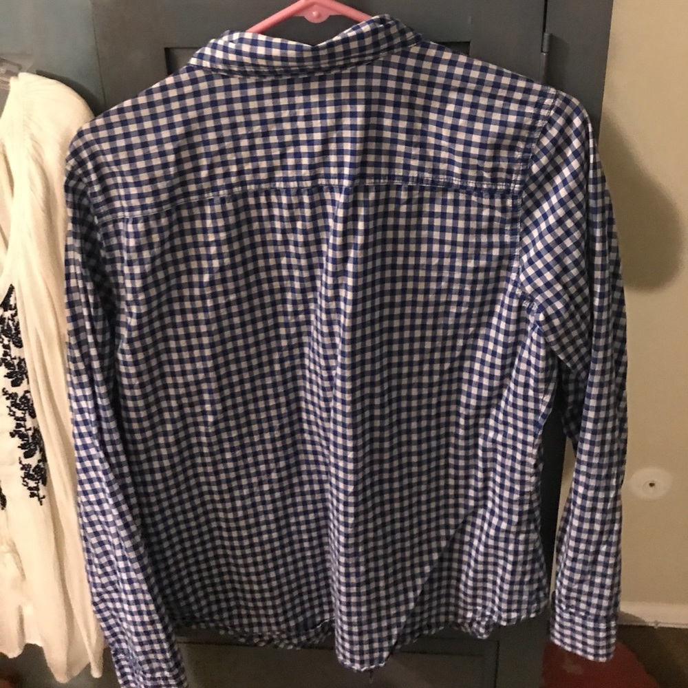Long sleeved button down - Picture 3 of 3