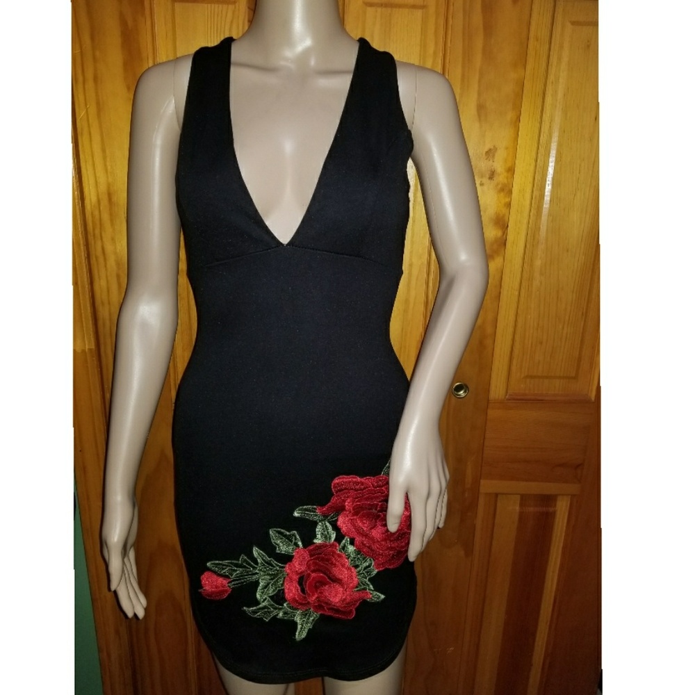 Women's Rose Embroidered V-Neck Bodycon Dress 