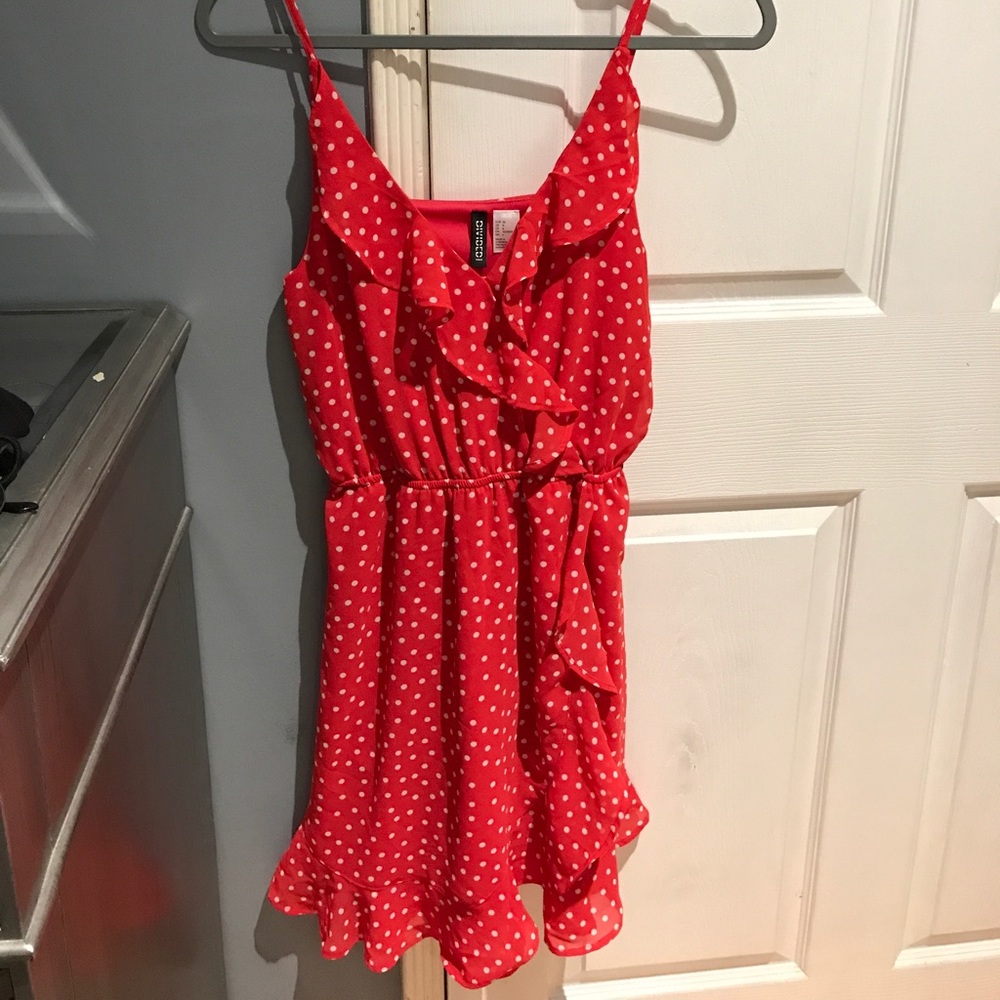 SOLD OUT H&M Red Polka Dot Flounce Hem Dress
