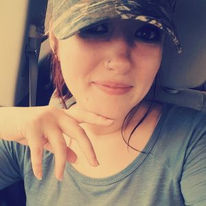 Meet your Posher, Brittney