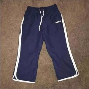 Nike girl cropped pants