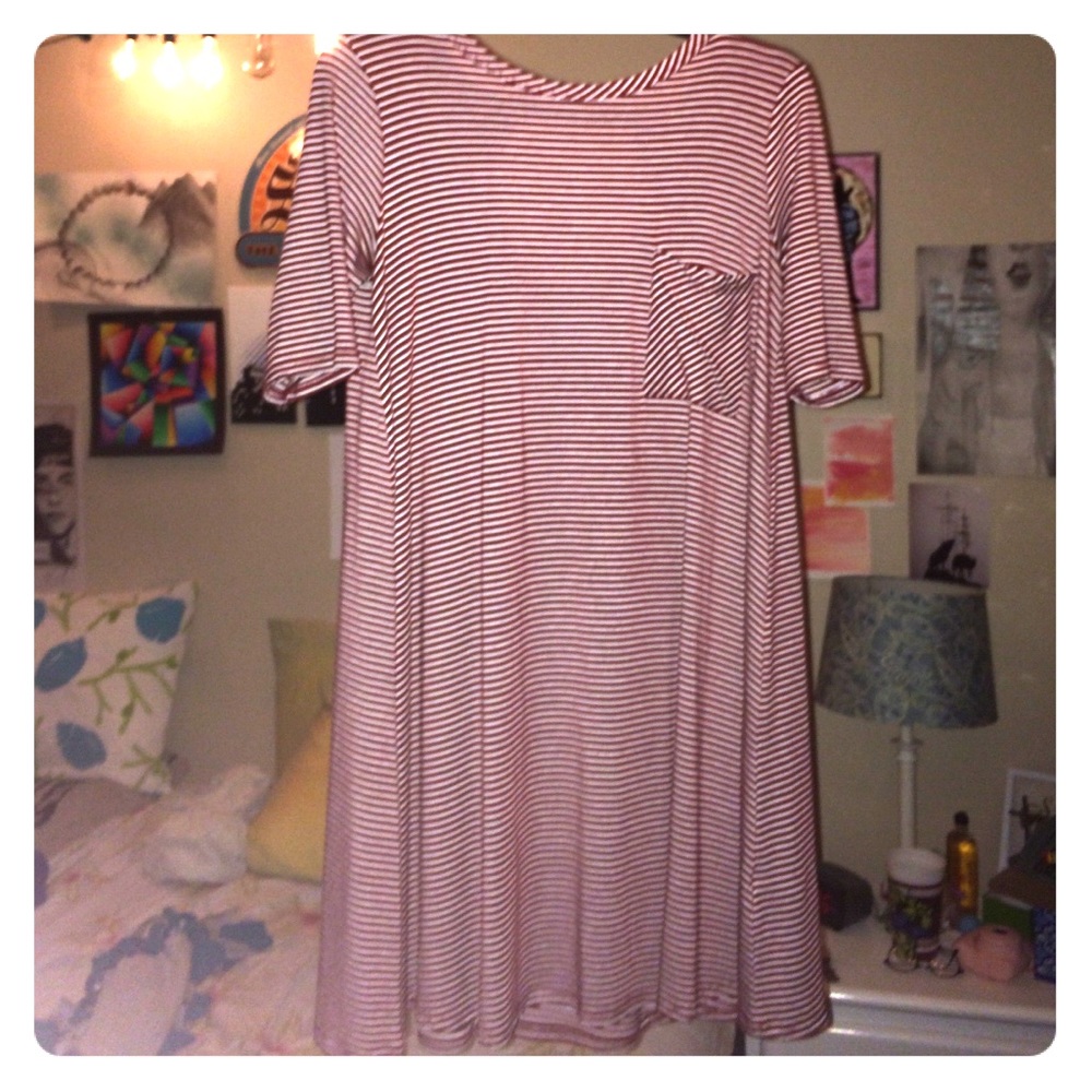 never worn. perfect condition.