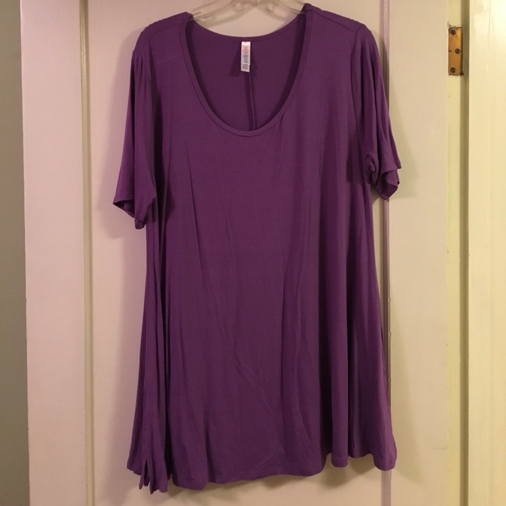 Lularoe Purple perfect T