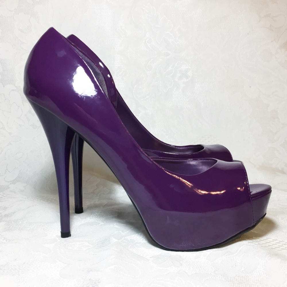 NWT Purple Open-Toed Platforms