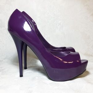 NWT Purple Open-Toed Platforms