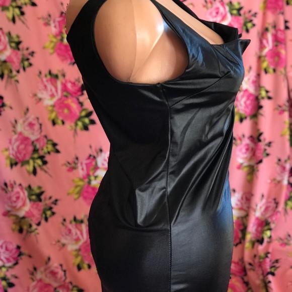 Bombshell barbie vinyl faux vegan leather dress bodycon pencil sheath pinup sexy - Picture 11 of 11
