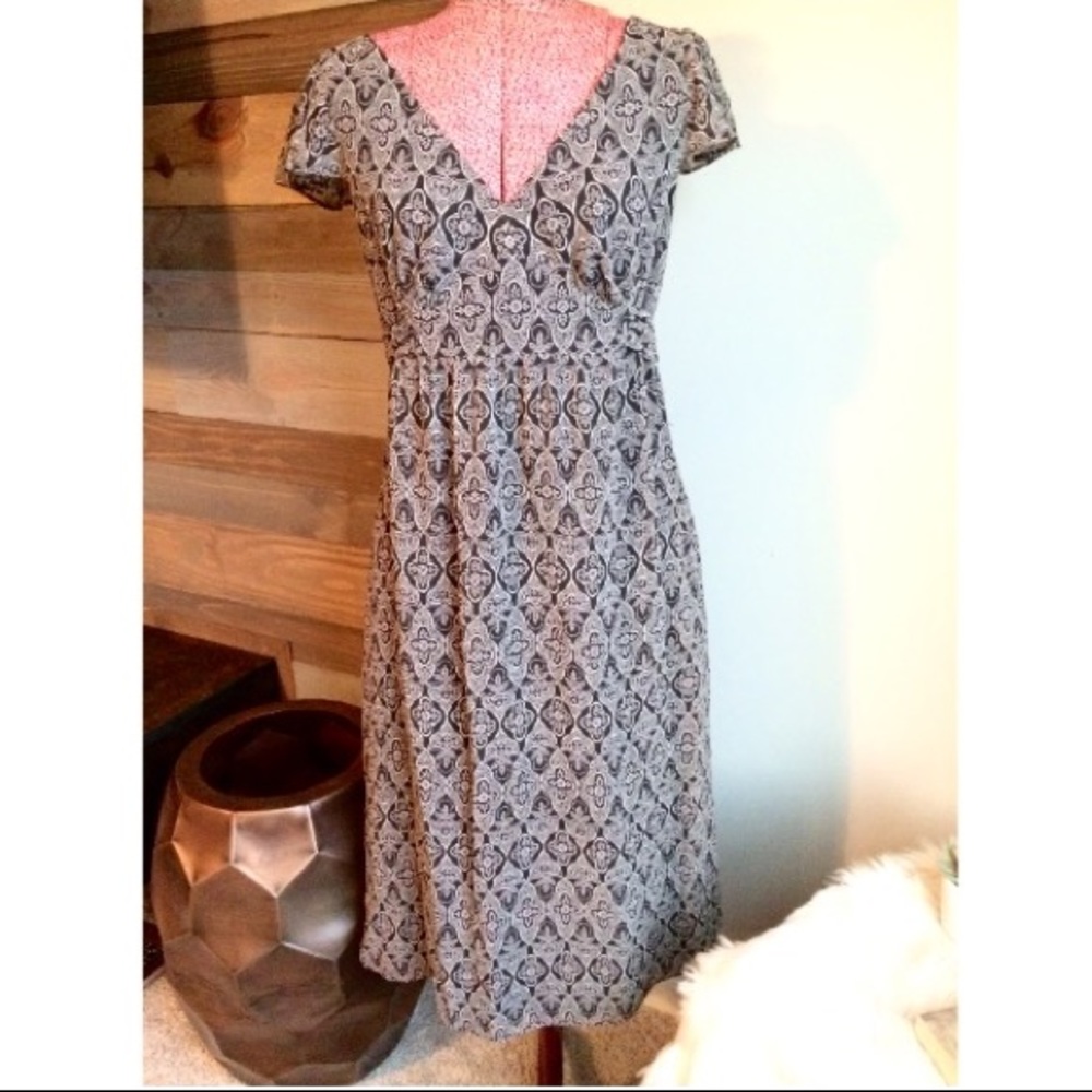 🦋SALE Ann Taylor Loft vintage style print dress