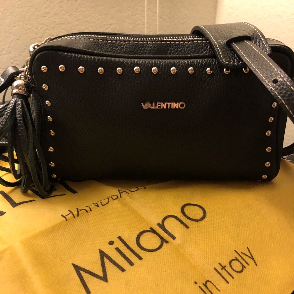 Authentic Valentino Crossbody Excellent Condition