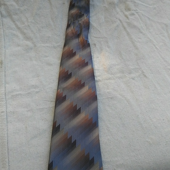 Dress Tie - Picture 5 of 5