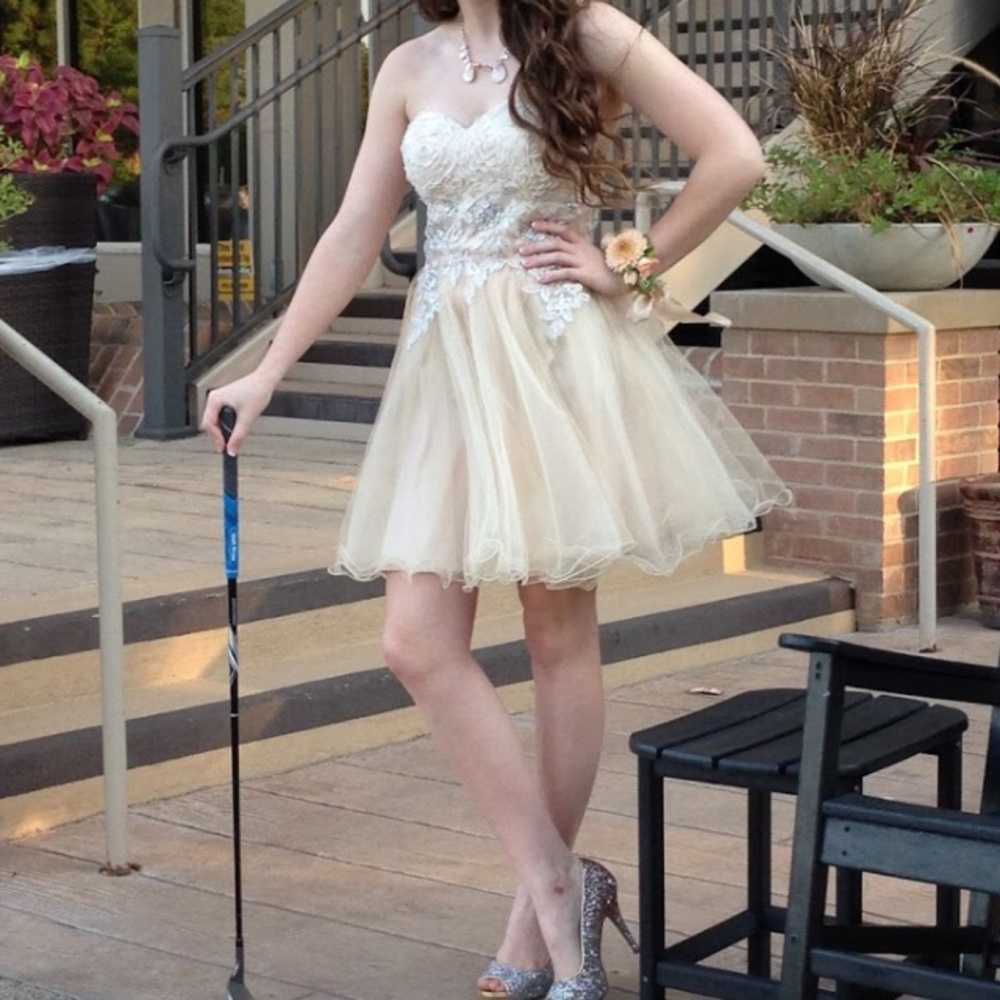 beautiful embroidered boutique homecoming dress