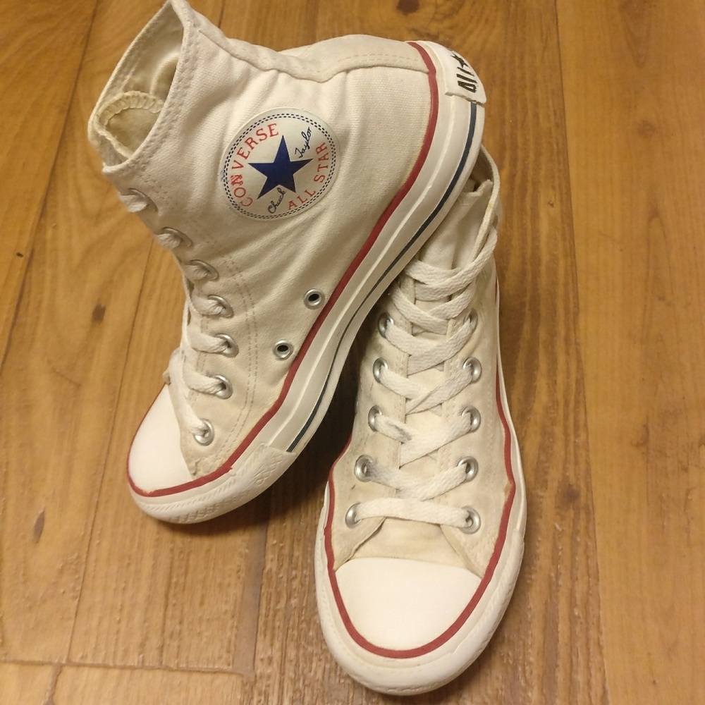 White Converse Chuck Taylors