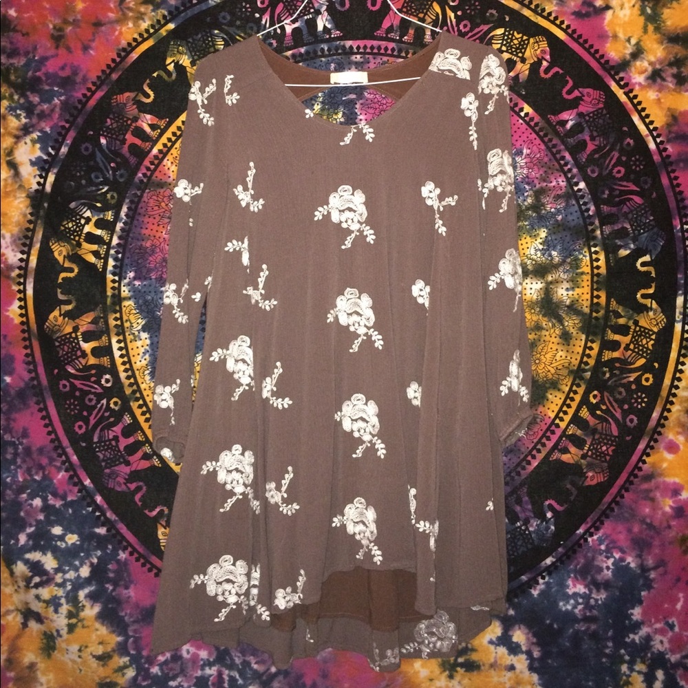 altr’d state long sleeve floral pattern dress