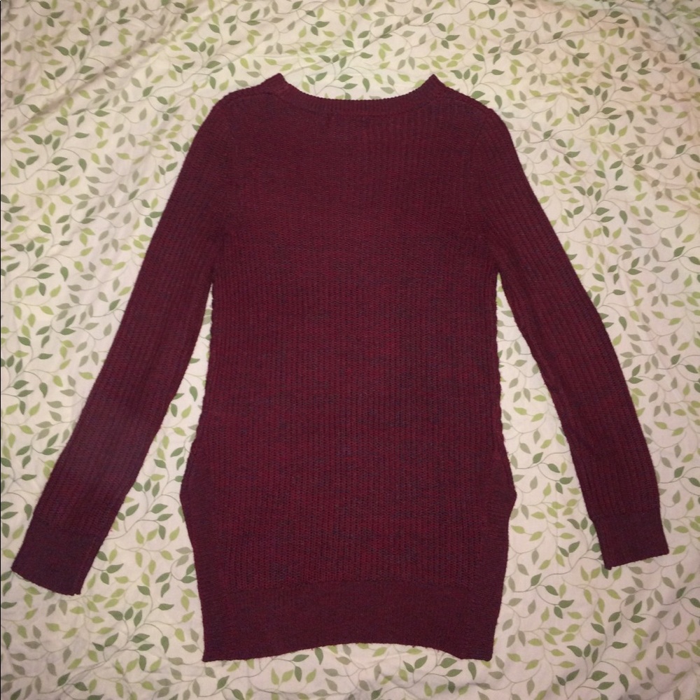 Red sweater - Picture 3 of 4