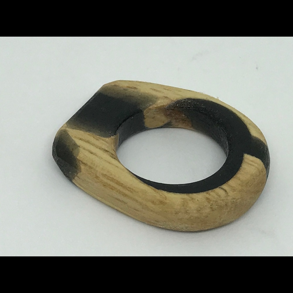Ring - Picture 2 of 2