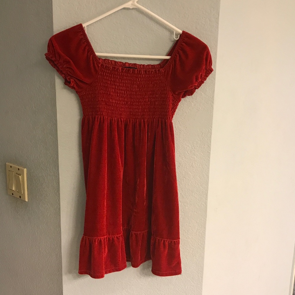 Charming velvet blouse