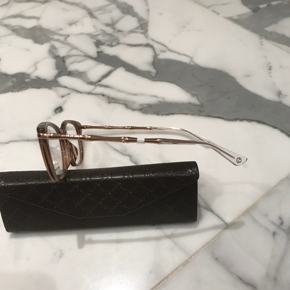 ❌SOLD OUT❌🔥Gucci Eyeglasses w/ Case & Cloth❤️ - Picture 3 of 8