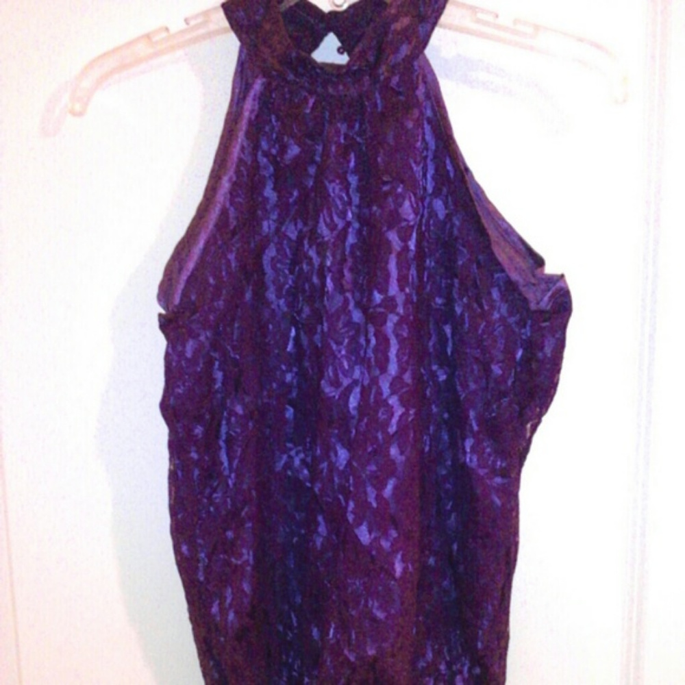 AUCTION High neck purple/plum lace sleeveless top