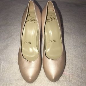 Pretty red bottom heels