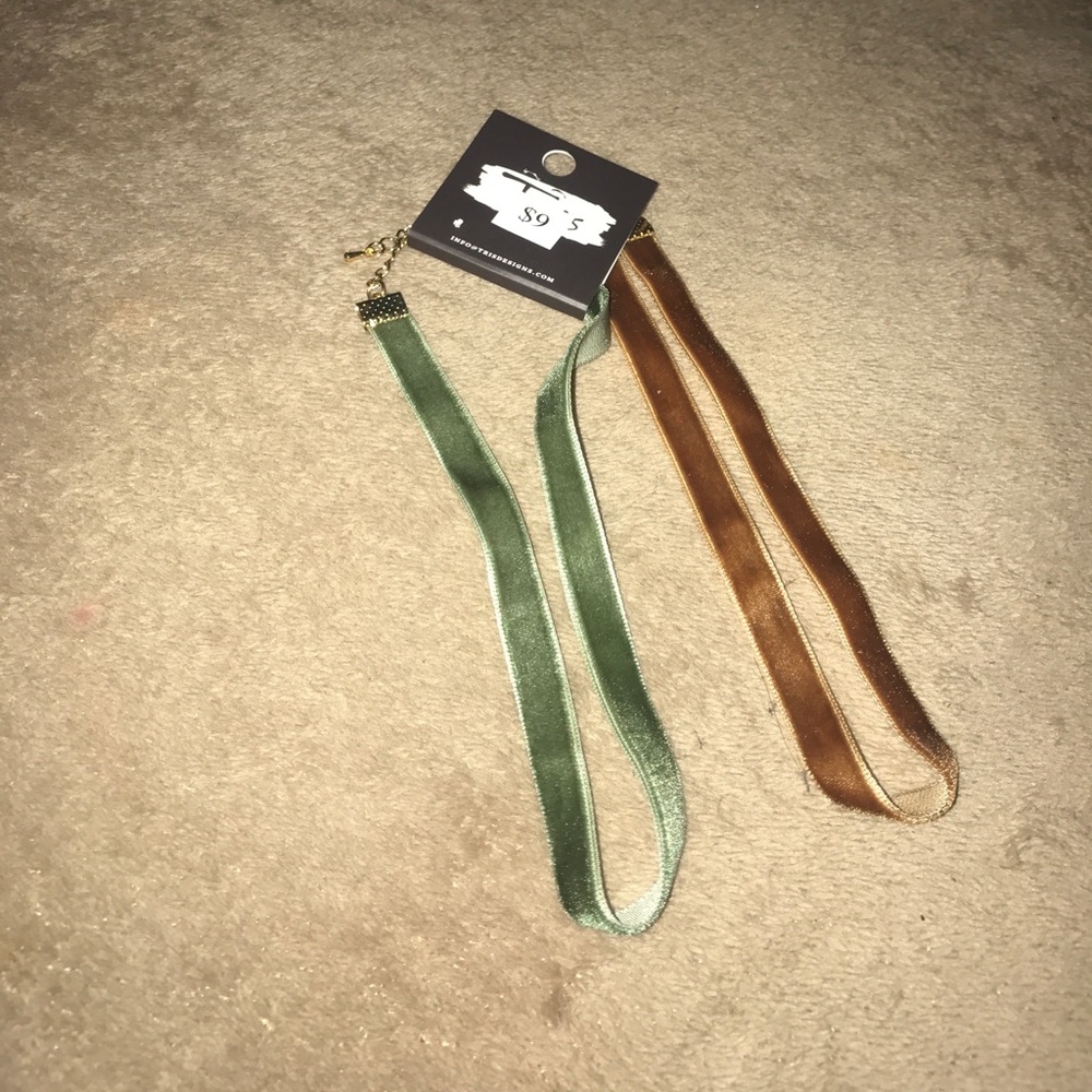 Chokers - Picture 2 of 2
