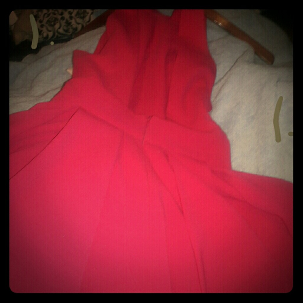 Captives Queen must have dress