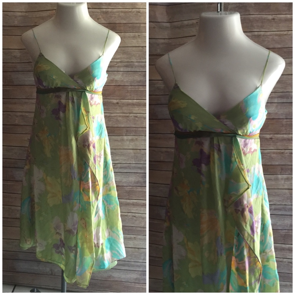Wendy Hil Gorgeous Summer Floral Dress Sz 4