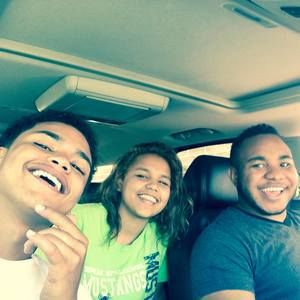 Meet your Posher, Hallie