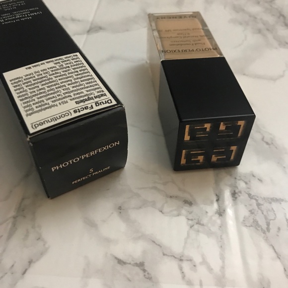 Givenchy photo perfection fluid foundation - Picture 4 of 7