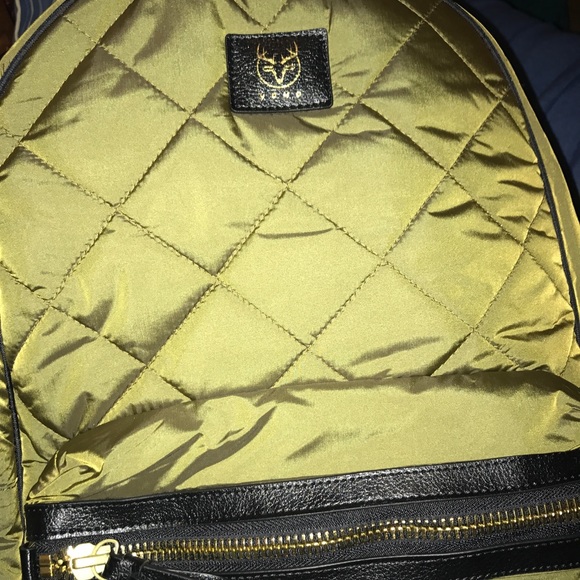 SOLD! Yomo Brand New Green Quilted Backpack - Picture 6 of 7