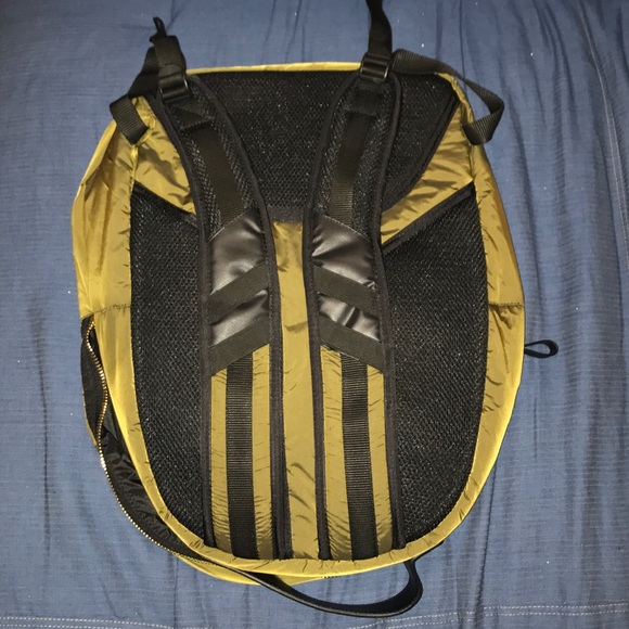 SOLD! Yomo Brand New Green Quilted Backpack - Picture 7 of 7