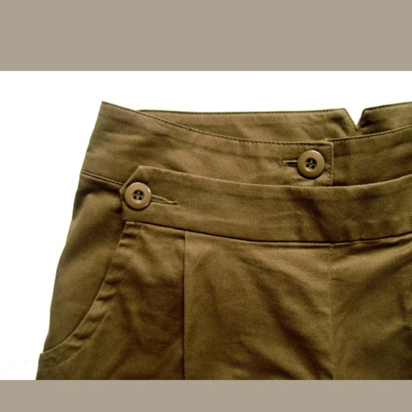 Sold. Vertigo Sailor Style Shorts in Army Green 2 - Picture 2 of 4