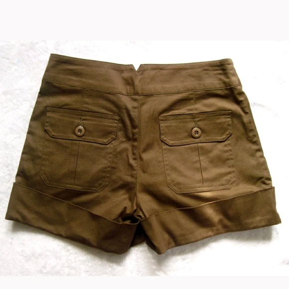 Sold. Vertigo Sailor Style Shorts in Army Green 2 - Picture 3 of 4