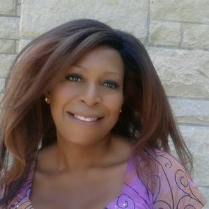 Meet your Posher, Yvonne