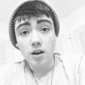 Meet your Posher, Justin