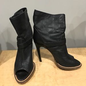 Belstaff High heel open toe booties