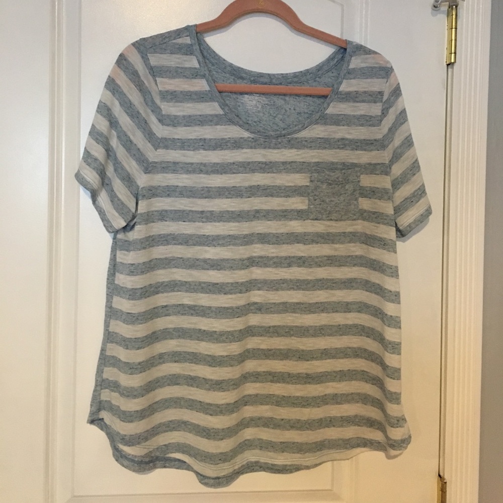 Tee shirt