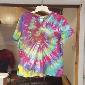 EUC Scrub Star Tie Dye Top