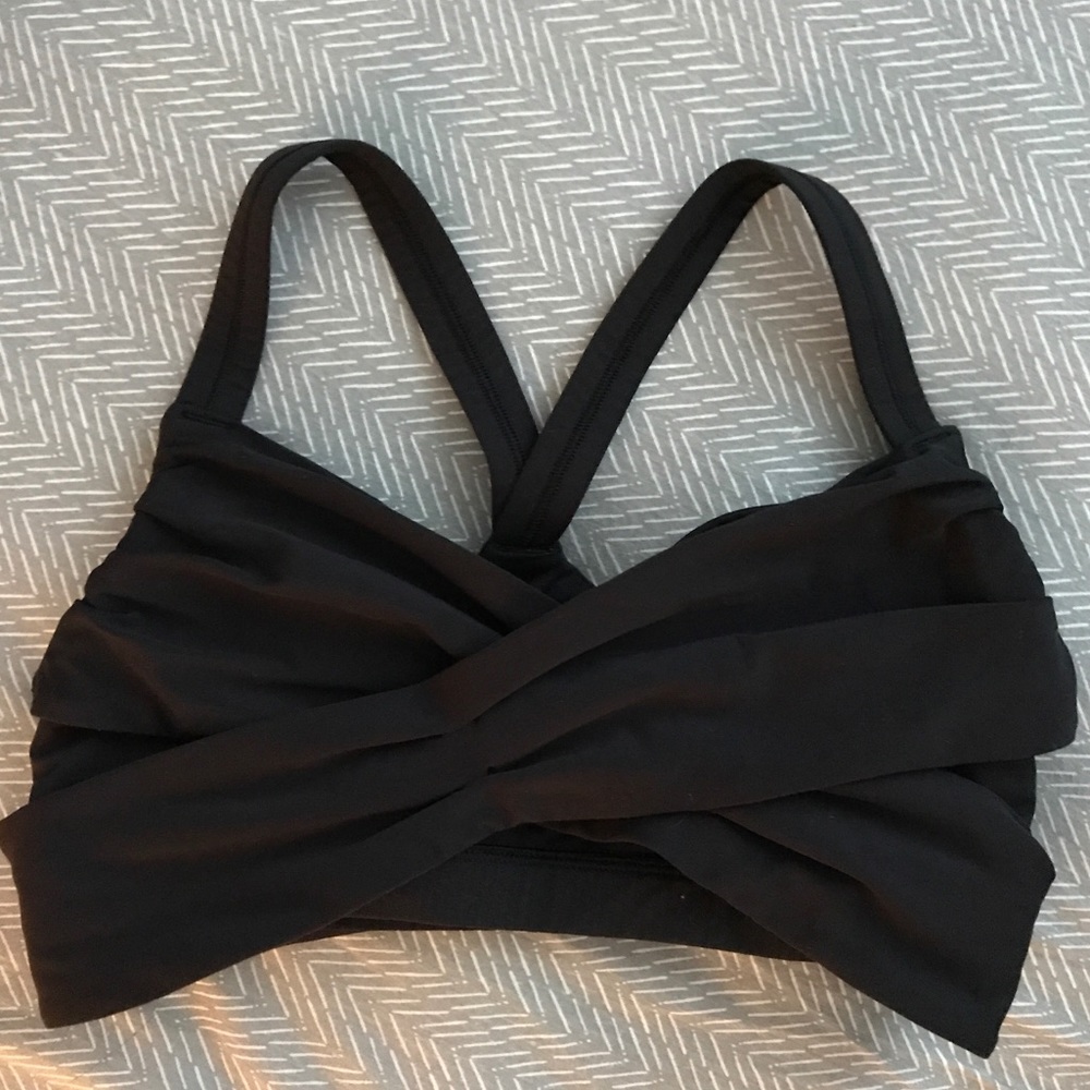 Lululemon cross front sports bra SZ 6
