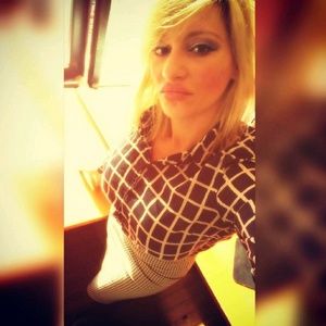 Meet your Posher, Melanie