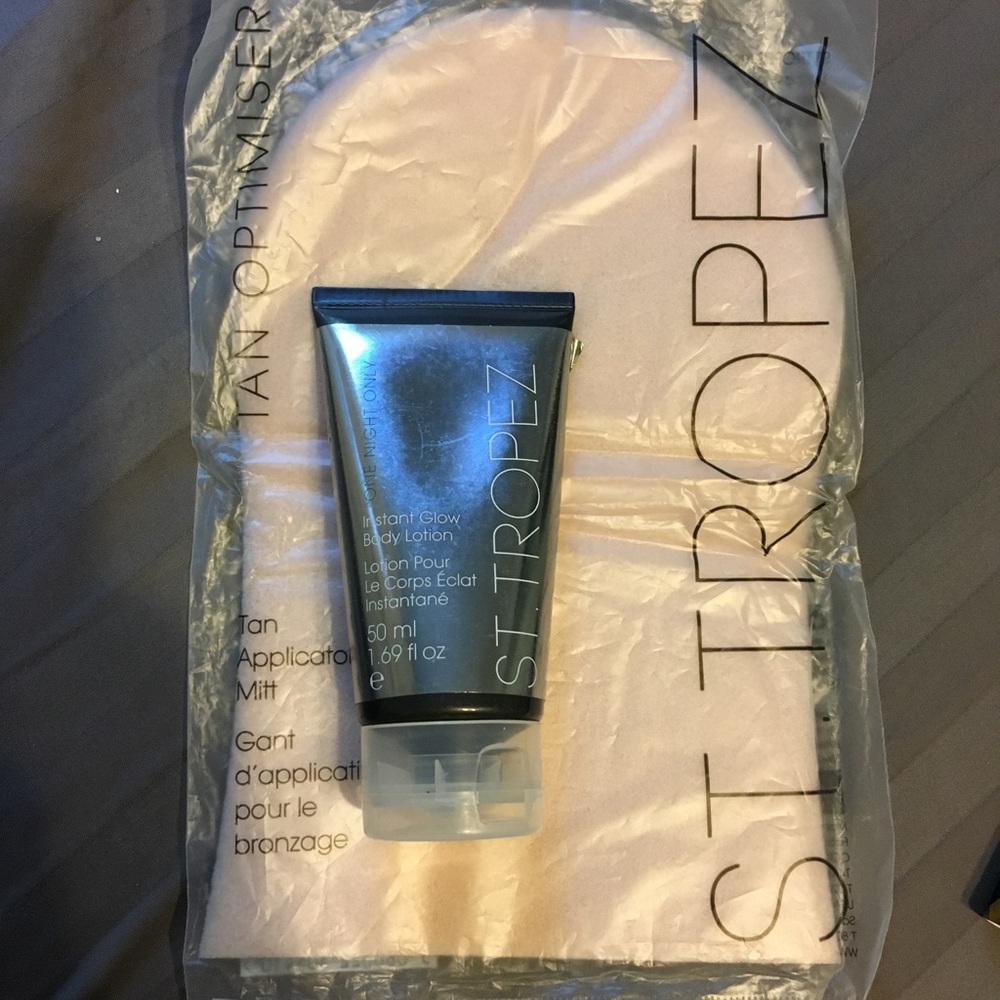 NEW St. Tropez Self Tanner and Glove Bundle