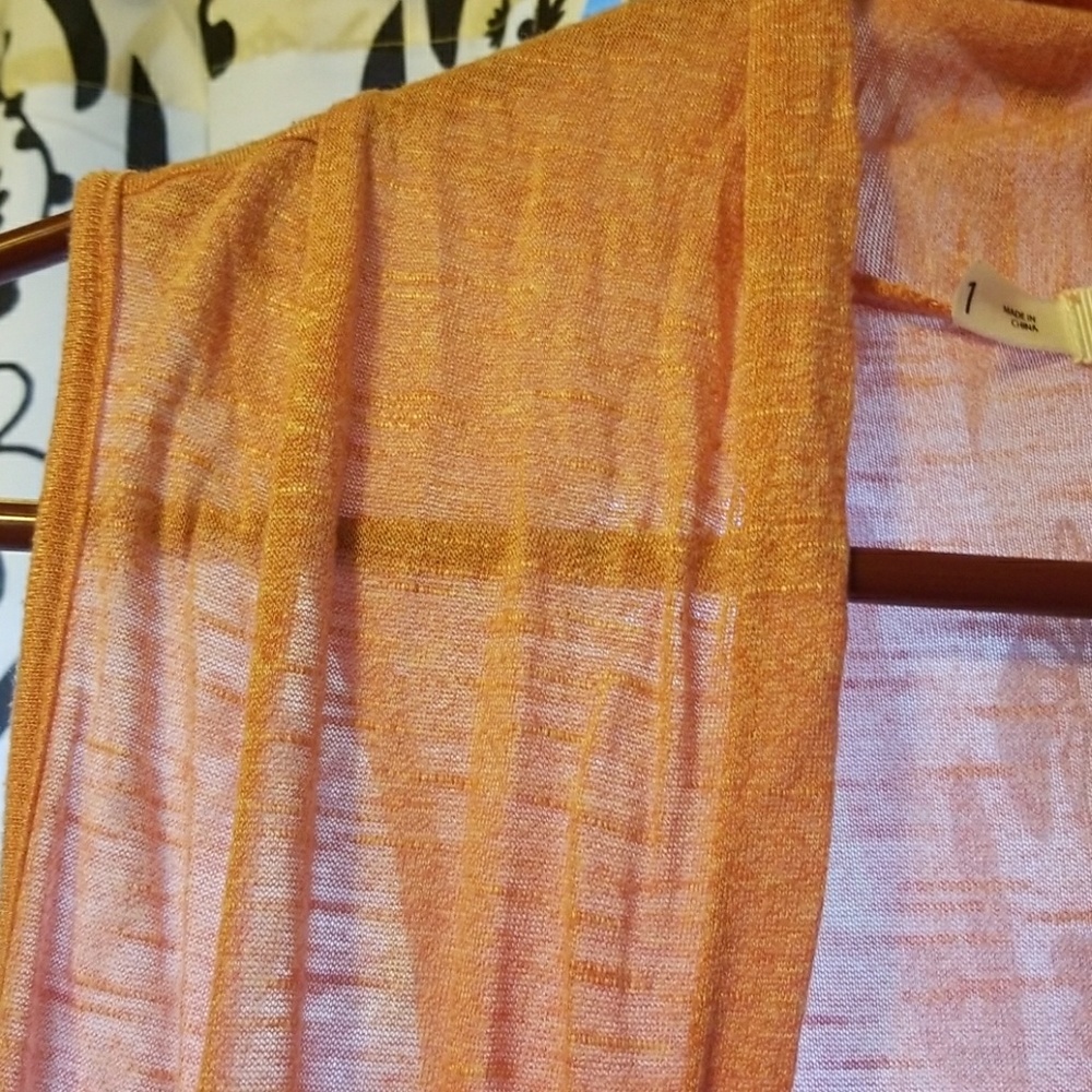 Pink vest - Picture 3 of 7
