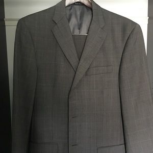 Perry Ellis Portfolio  grey window pane suit