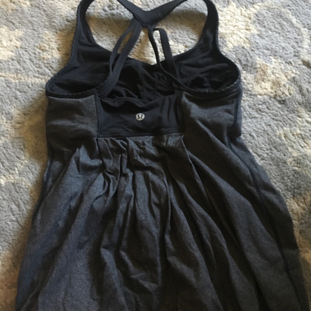 Lululemon tank