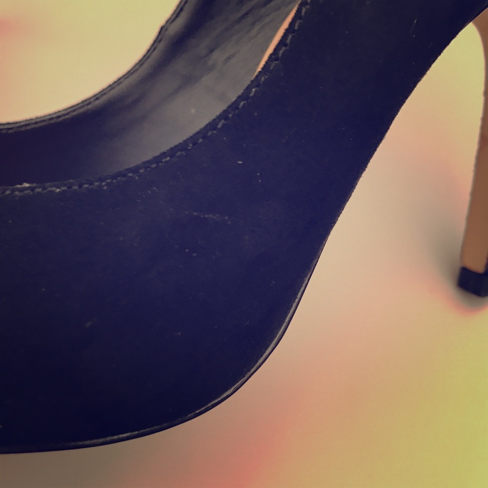 Beautiful suede black Zara heels