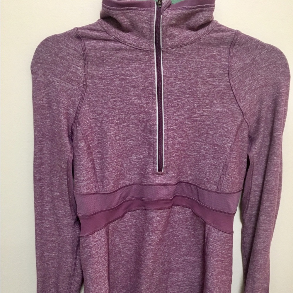 Women's Sz 8 LULULEMON Purple Space Dye Pullover